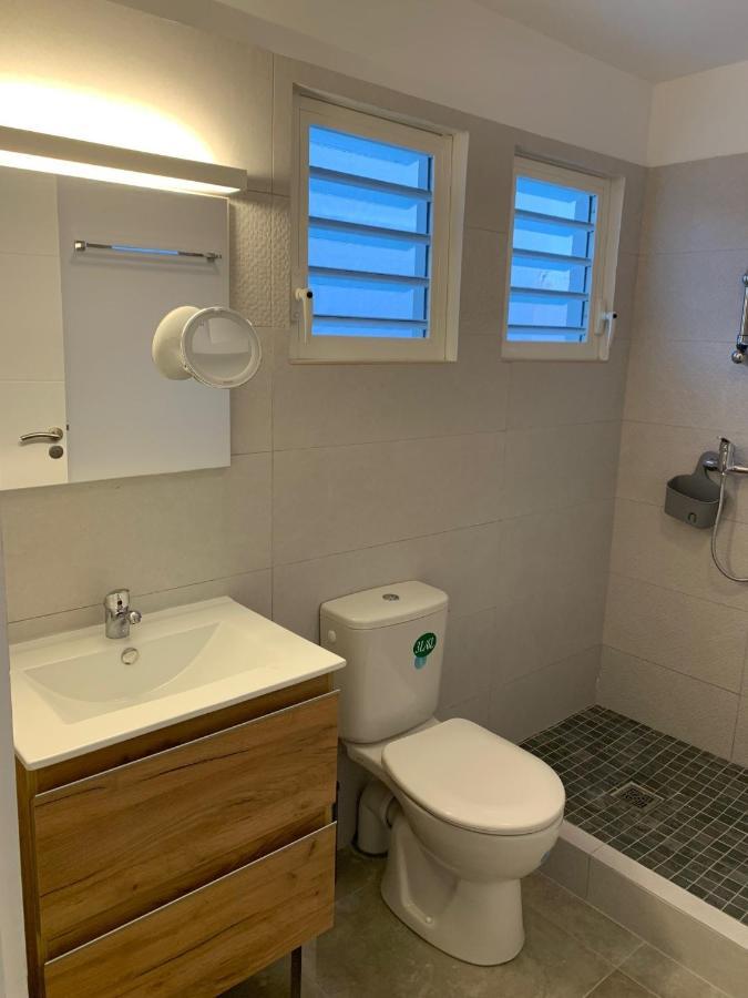 Duplex Cosy Au Coeur De Marigot Apartment Marigot  Bagian luar foto